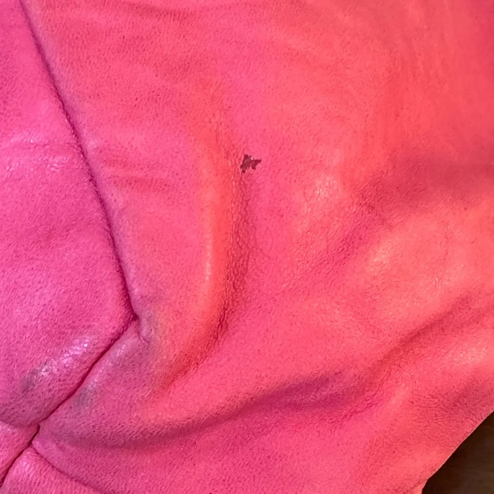 SOLD 🌟4xHP🌟VTG 1980s Pink Leather Shoulder Bag w/ Button Accent by Margolm USA - Picture 12 of 16